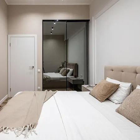 з двома спальнями! центр! Apartamento