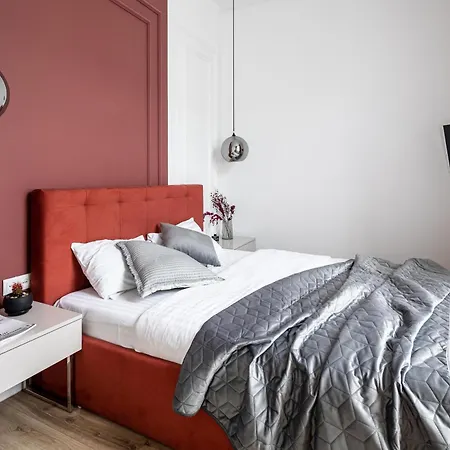 Appartement з двома спальнями! центр! *