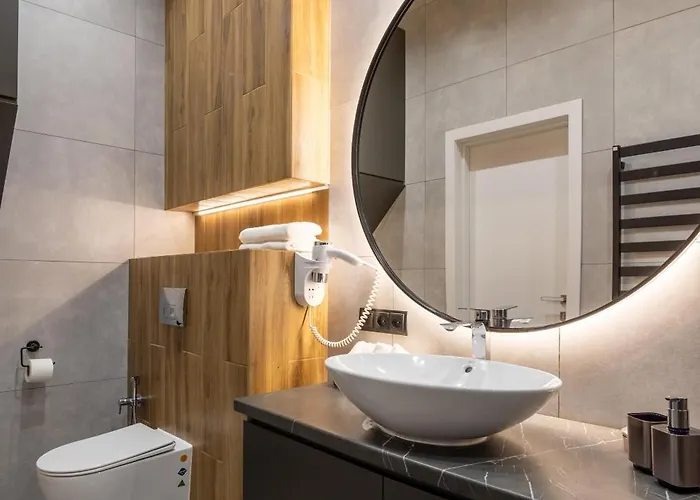 Apartmán з двома спальнями! центр! *