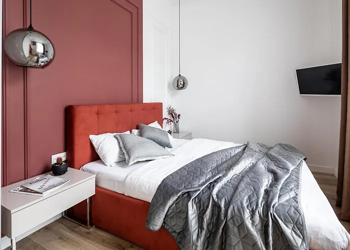 Apartamento з двома спальнями! центр! *